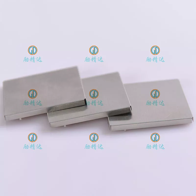 코브가 있는 클립온 PCB 차폐 캔